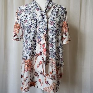 The Neck Down Floral Top with Tie Womens Large